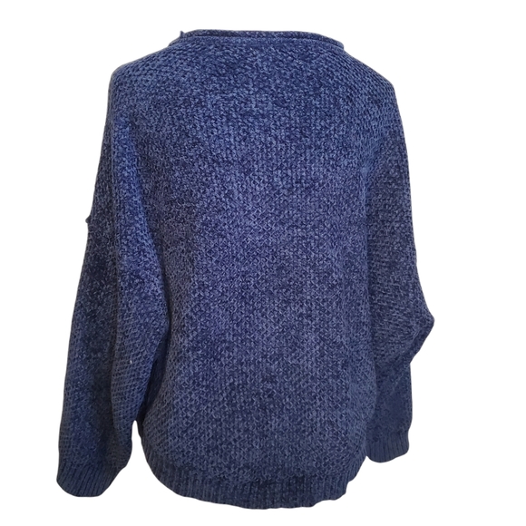 LF SEEK The Label Chenille Cropped Sweater - Picture 5 of 10